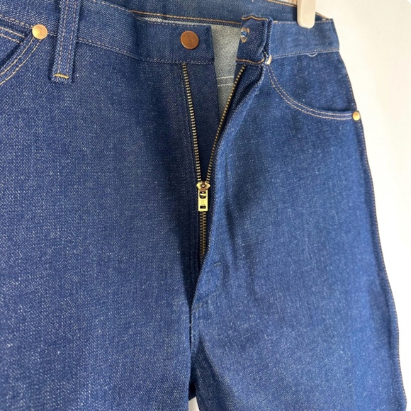 Vintage Wrangler Cowboy Cut Straight Leg Blue Jeans • Dark Wash • Mens 36 x 34 - Picture 7 of 10
